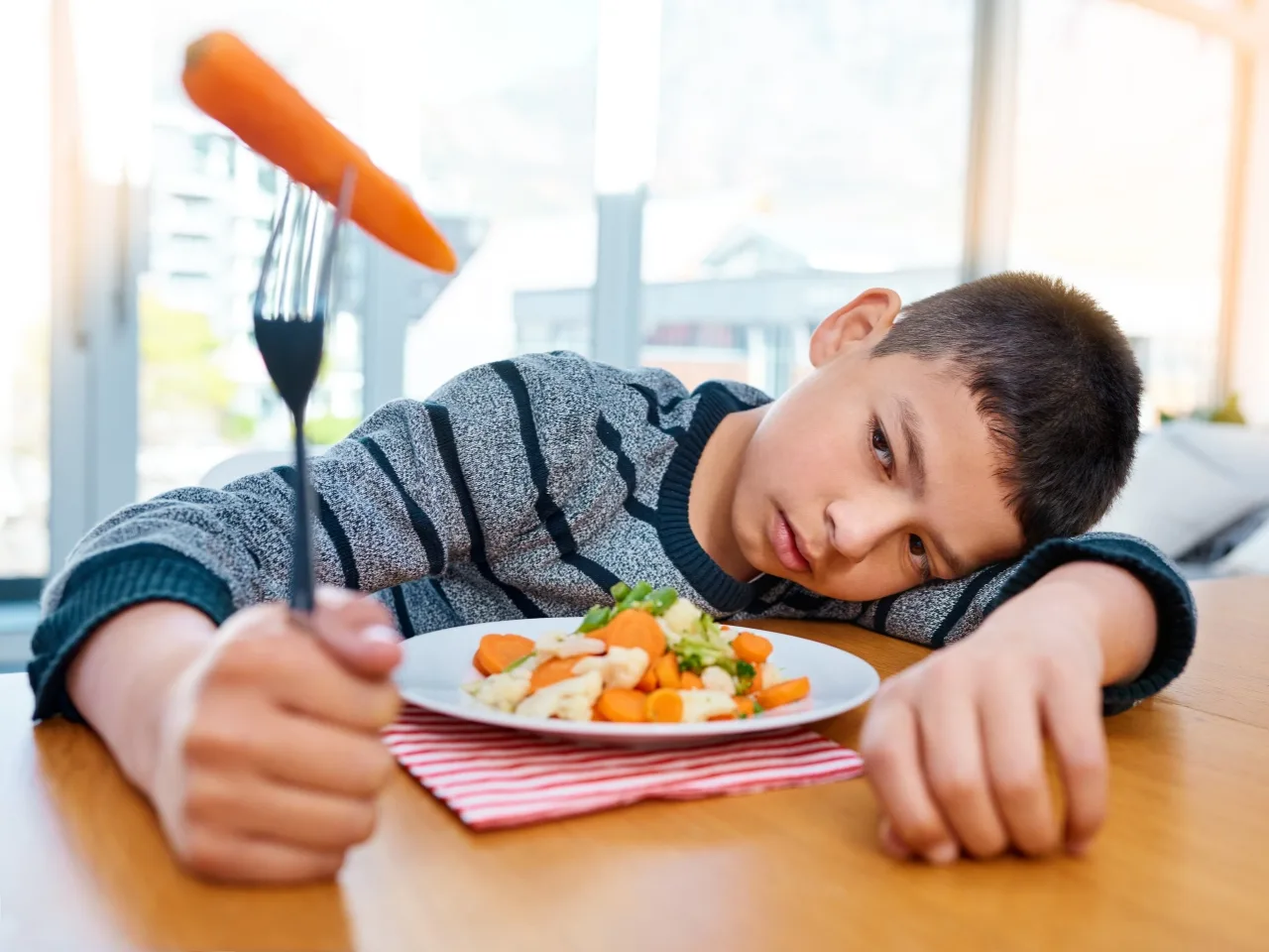 Anak Susah Makan? Pahami Penyebab dan 7 Cara Mengatasinya